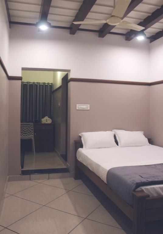 Отель Icon Residency Калпетта Номер фото