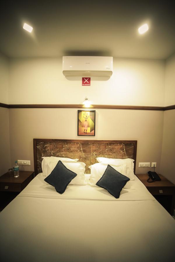 Отель Icon Residency Калпетта Экстерьер фото