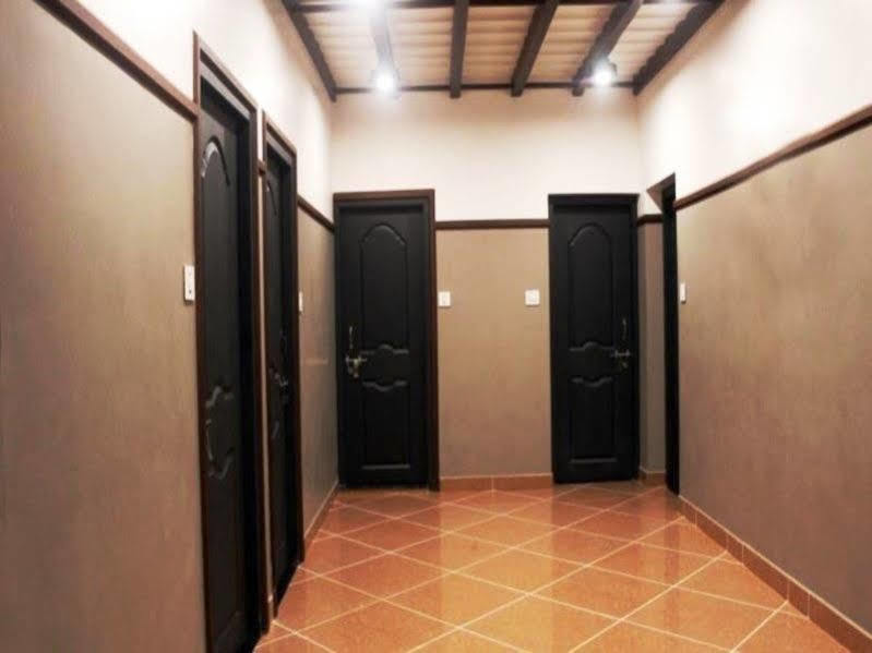 Отель Icon Residency Калпетта Экстерьер фото